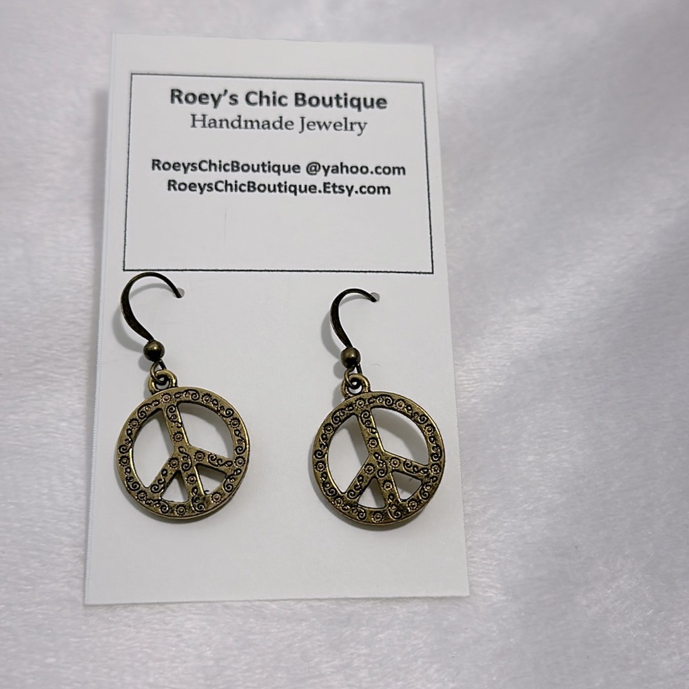Peace Sign Earrings - Picture 4 of 5